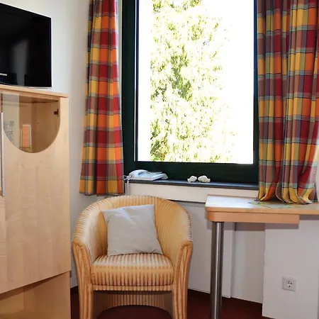 Velcrea Hotel