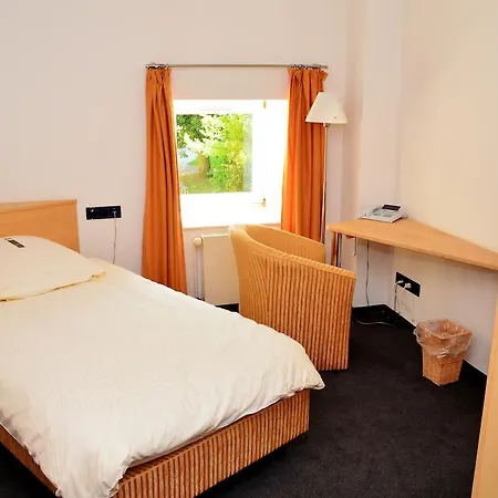 Velcrea Hotel